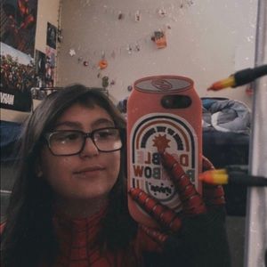 Meet your Posher, Olivia